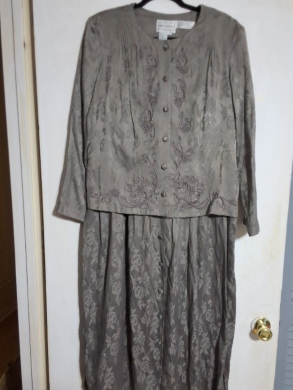 karin stevens taupe embroidered maxi Dress 16